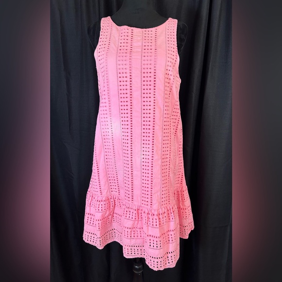 Vineyard Vines Dresses & Skirts - VINEYARD VINES Pink Sleeveless Eyelet 100% Cotton Dress Size 6 b19